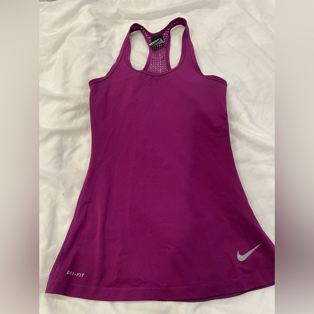 Nike Pro Hypercool Racerback Tank, XS